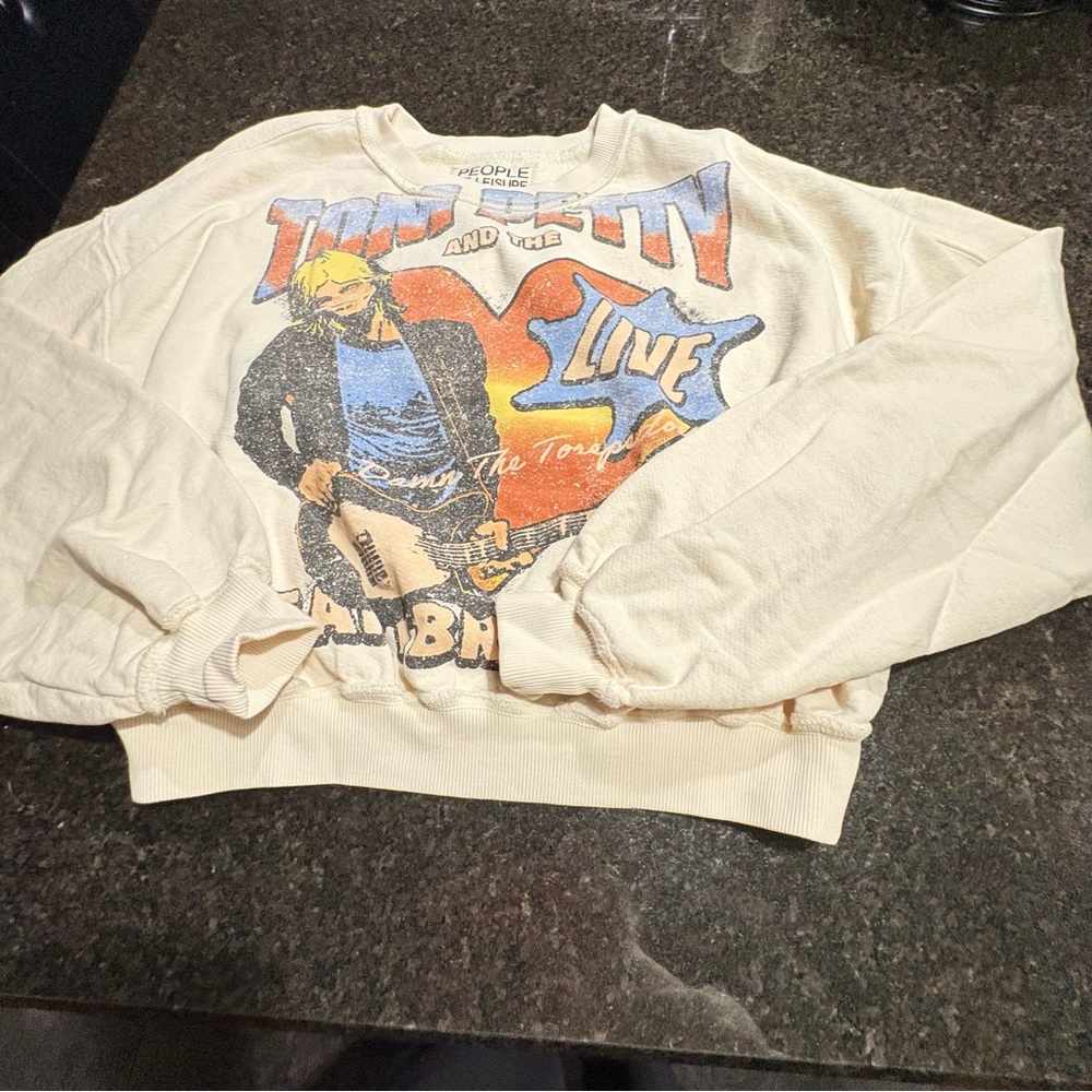 People of Leisure 
Tom Petty sweatshirt - Picture 6 of 7